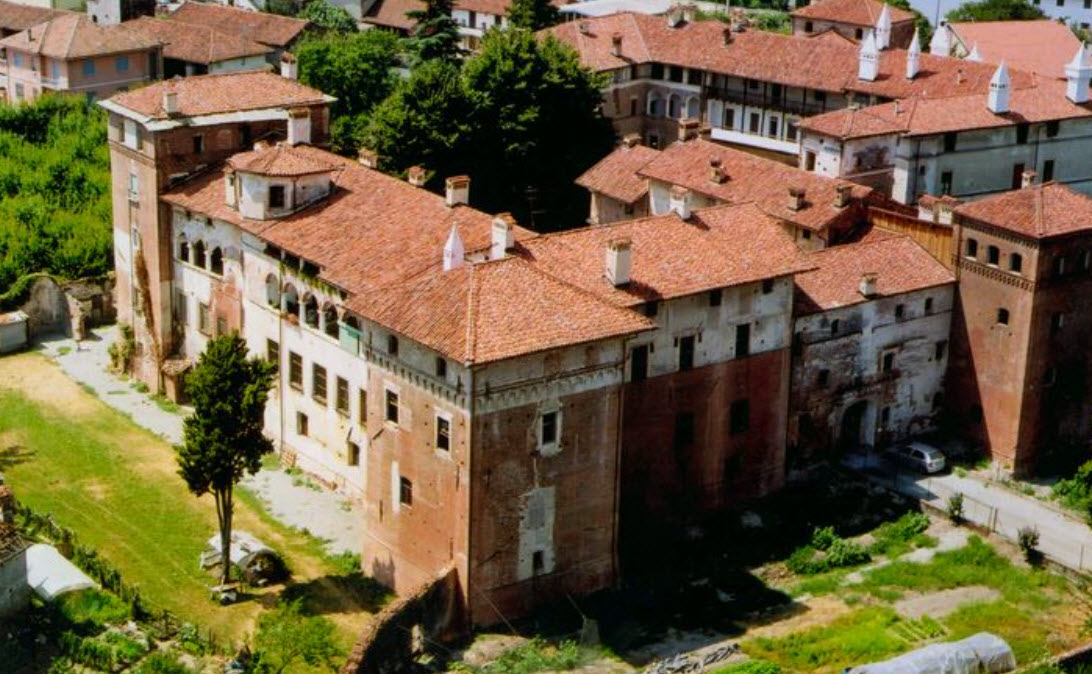 Castello di Azeglio, Italy